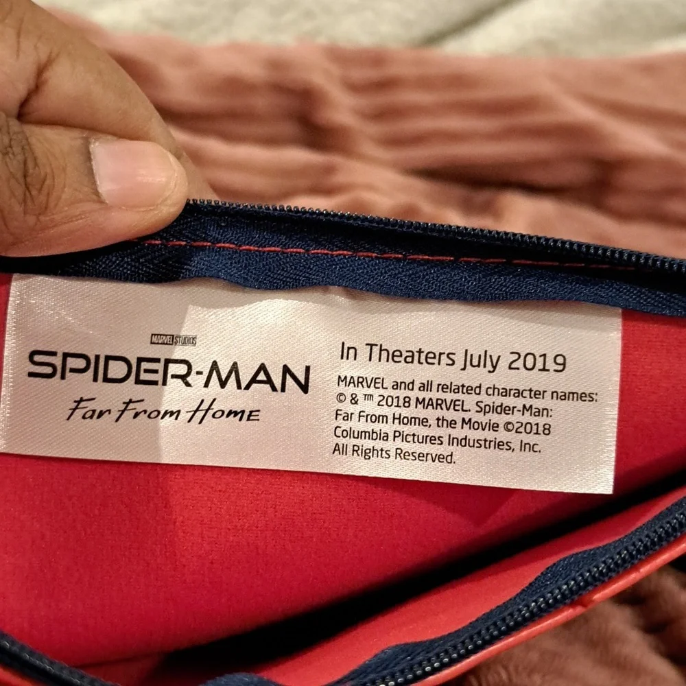 MARVEL Spider-Man Red & Blue Embossed Pouches Far From Home Movie Bags (2)